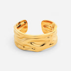 Gehämmerter Wellen Ring